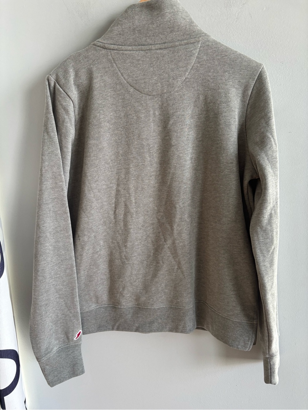 League Gray Quarter-Zip Pullover Sweatshirt - Sheldrick Wildlife Trust - Medium - Picture 5 of 9